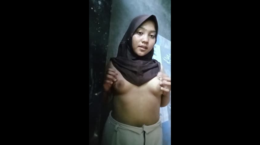 Bokep SMP masih pake seragam colmek full